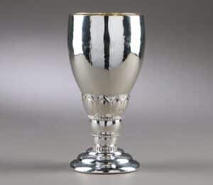 Sølv vase - vitus guld køber sølvvaser og sølvbestik samt sølvsmykker